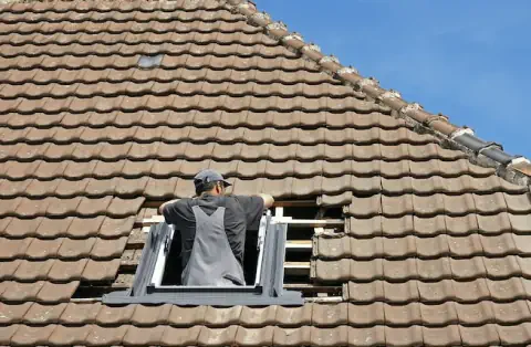 Pose de velux - Cadillac-en-Fronsadais